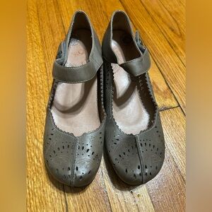 Taos Women’s Shoes Tango Size 10 Brown Mary Jane Low Heel Pump Pre Owned